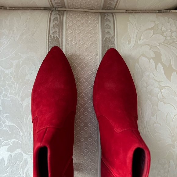 Clarks Suede Ankle Boot - Picture 2 of 4